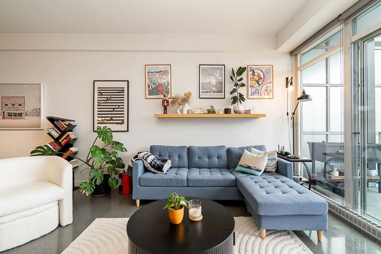 #417 - 256 E. 2nd Avenue